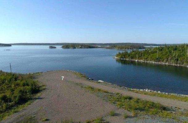 Gerodetes, kutliviertes Grundstück - beste Südlage