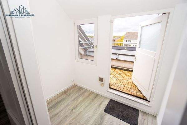 Durchgangsraum / Büro