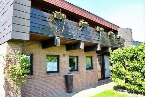 Rückwertige Ansicht