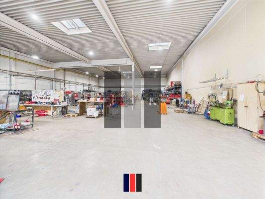 Halle Innenansicht 4