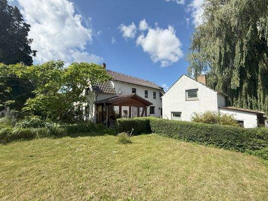 Haus- und Grundstücksansicht