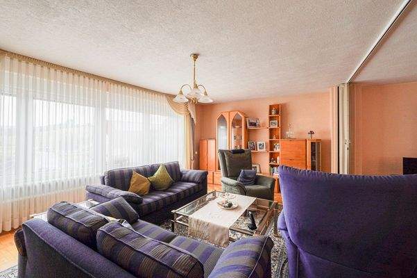 OG - Wohn- und Esszimmer