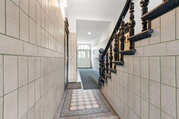 backbone_583183-A_019_HD