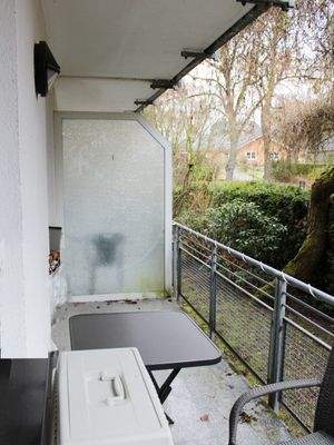 Balkon mit Sitzgelegenheit