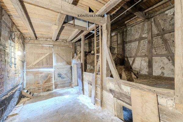 Scheunenbereich mit Charakter und Potenzial.