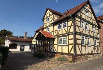 Aussenansicht Blick uaf die zwei Immobilien