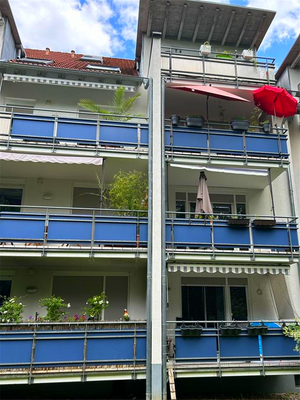 Balkon mit Ausblick ins Grüne