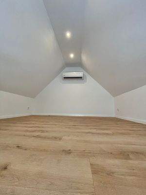 Schlafbereich im Spitzboden