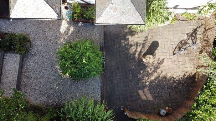 Ansicht der Terrasse vor dem Haus