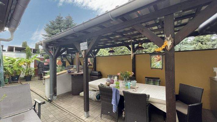 Überdachte Sitzecke