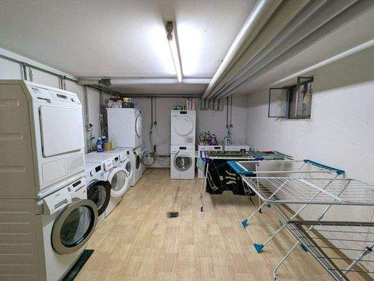 Waschküche mit eigenem WM-Anschluss