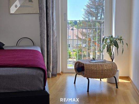 Schlafzimmer mit Juliette Balkon