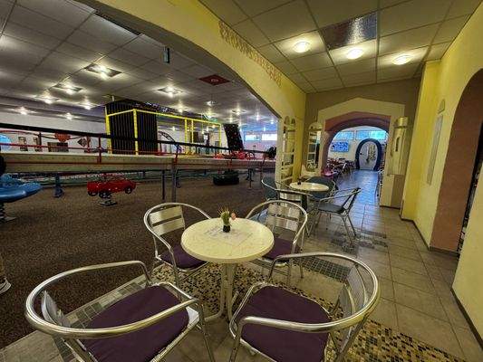 Spielhalle Sitzgelegenheiten