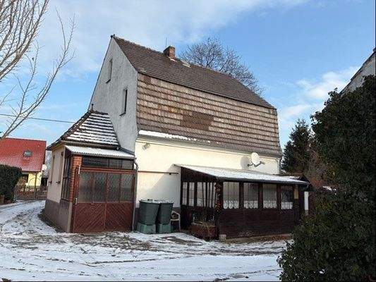 Hintere Ansicht Wohnhaus