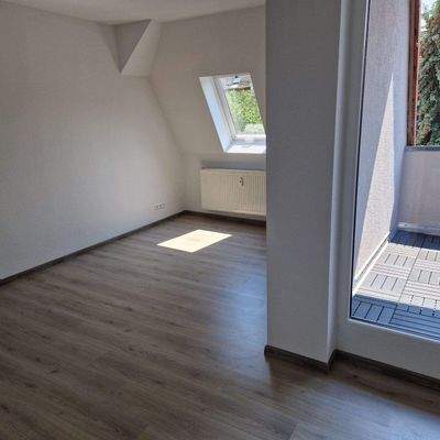 WE05 DG Wohnzimmer2.jpg