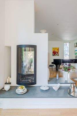 Doppelseitiger Kamin