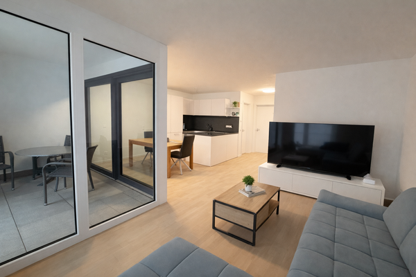 Wohnbereich mit Blick in Loggia