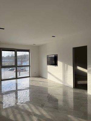 Ansicht Wohnzimmer bzw Büro.jpg