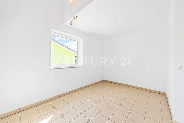 Beispiel Kinderzimmer im leeren Zustand