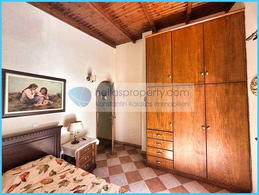 1b692e1f2d904b2a88fa6909587dd906-original