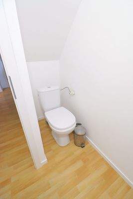 Gäste-WC  2. OG ( Maisonette)