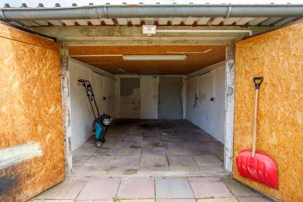 22 - Garagenstellplatz.jpg