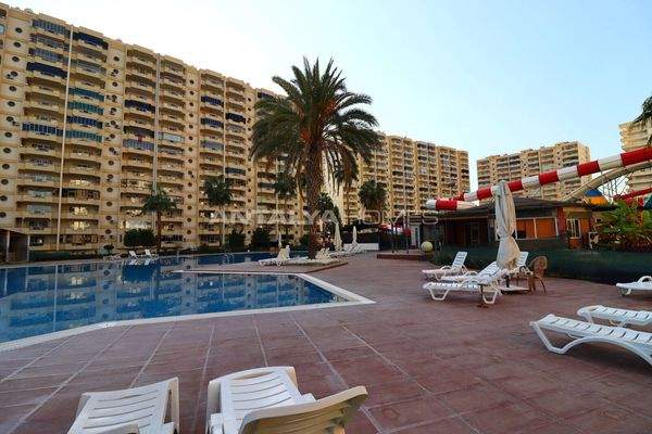 Flat in Liparis 5 Project near the Sea in Mersin Turkey