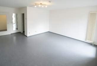 Wohn und Schlafzimmer