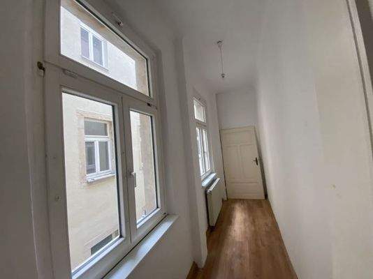 schmaler Raum am Kinderzimmer