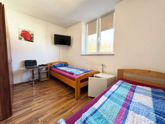 Zweibettzimmer 1. OG