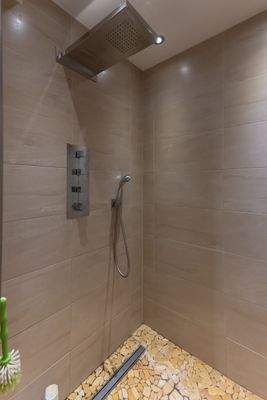 Dusche Badezimmer Erdgeschoss