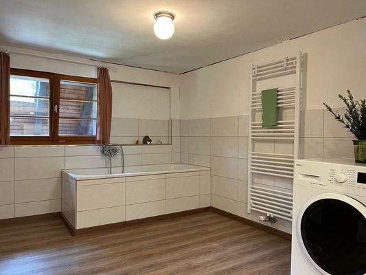 Badezimmer OG mit Wanne...