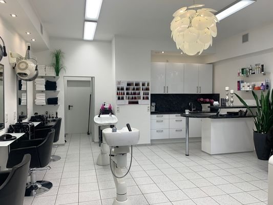 Ladenlokal - Friseursalon