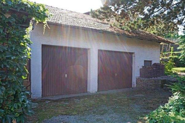 Doppelgarage