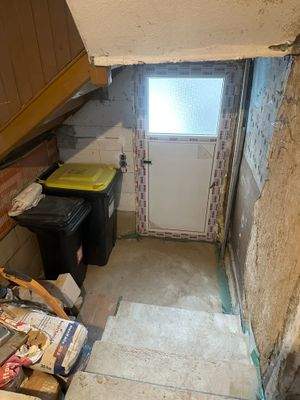 Flur / Aussentür zum Garten