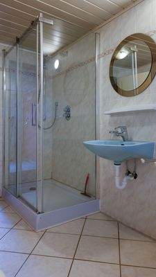 Gruppenhaus Badezimmer Douche