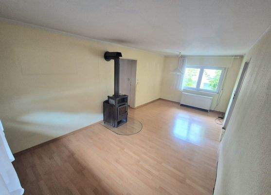 Wohnzimmer Wohnung 1.jpeg