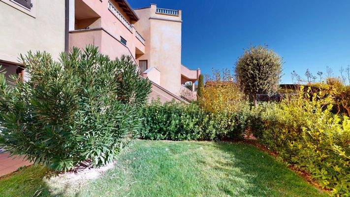 PR-024-97-Appartamento-con-doppi-giardini-al-Garda