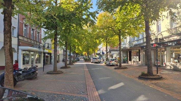 verkehrsberuhigte Hauptstraße