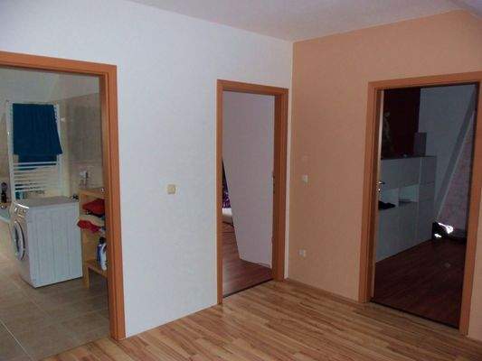 Blick zu den Wohnräumen, Bad, Wohn und Schlafzimmer