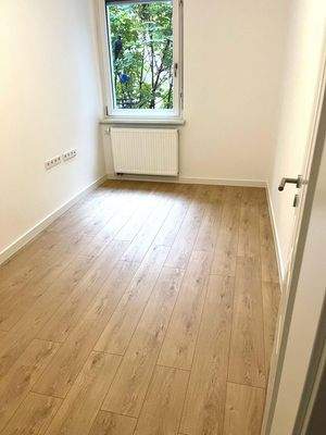 Arbeits- / Kinderzimmer