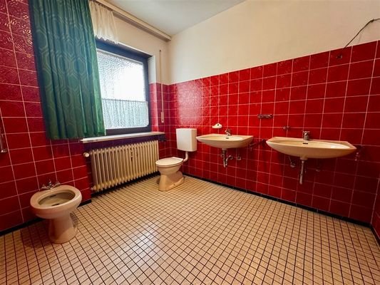 Badezimmer EG