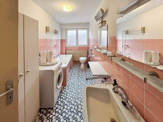 Badezimmer EG Scheune