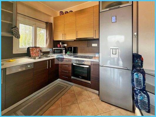 bb2bc8d3eed245b09e7ef0d5ee12c201-original