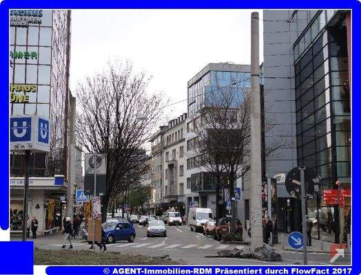 zentral in der City, Gebäude Bildmitte