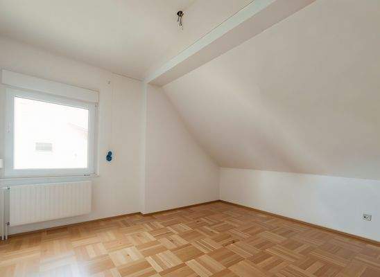 Schlafzimmer - KI renoviert