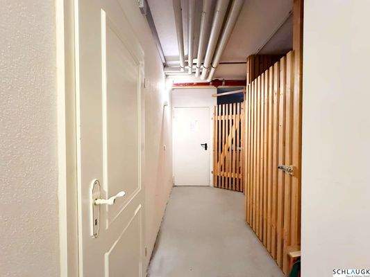 Haus - Kellerabteile - KG