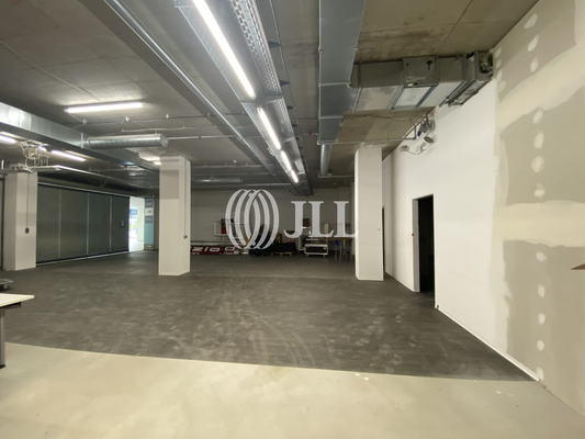 JLL innen