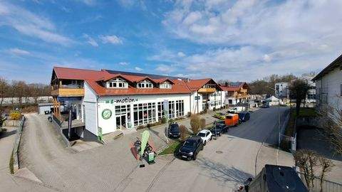 Taufkirchen Halle, Taufkirchen Hallenfläche