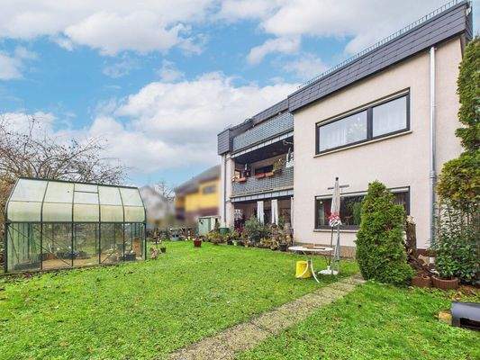 Vielseitiges Zweifamilienhaus in Dillingen, Pachtener Heide